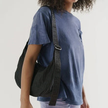 Load image into Gallery viewer, BAGGU Black Crescent Bag Medium - Recycled - Life Before Plastic
